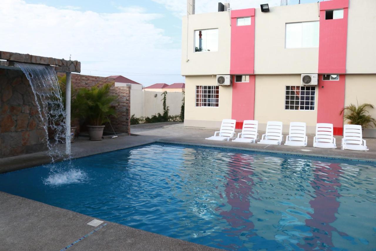 Hotel Pikeiro Blue Manta Exterior foto